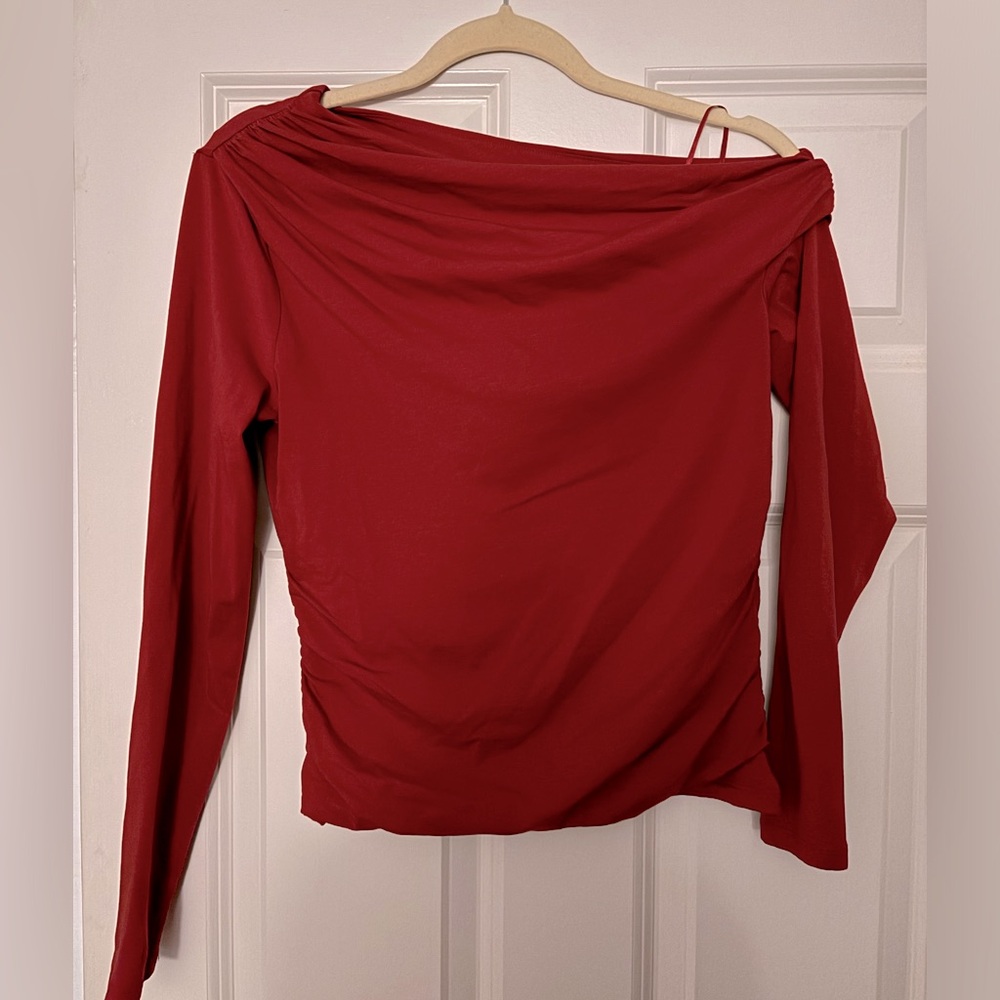 Off the shoulder long sleeve top